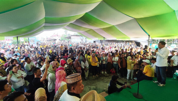 Ribuan Massa Padati Kampanye Dialogis Paslon The WInner Di Kelurahan Gogagoman