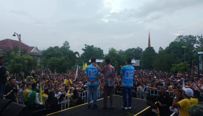 Nger!! Malam kreatif Paslon THE WINNER Dihadiri Puluhan Ribu Pendukung
