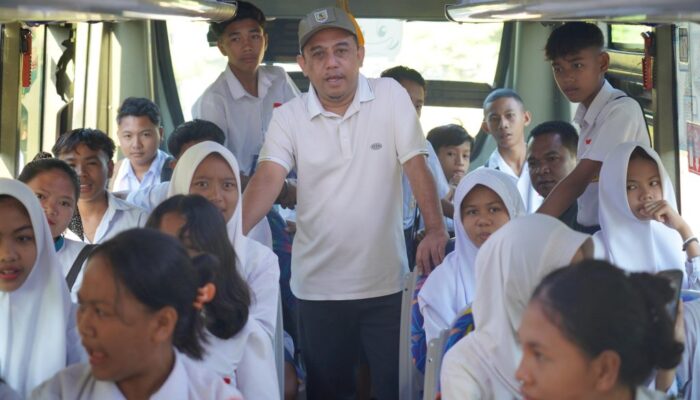 Pemkab Bolmong Luncurkan Bus Sekolah Gratis