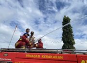 Wabup Bolmong Dony Lumenta Uji Coba Mobil Damkar di Dumoga Bersatu