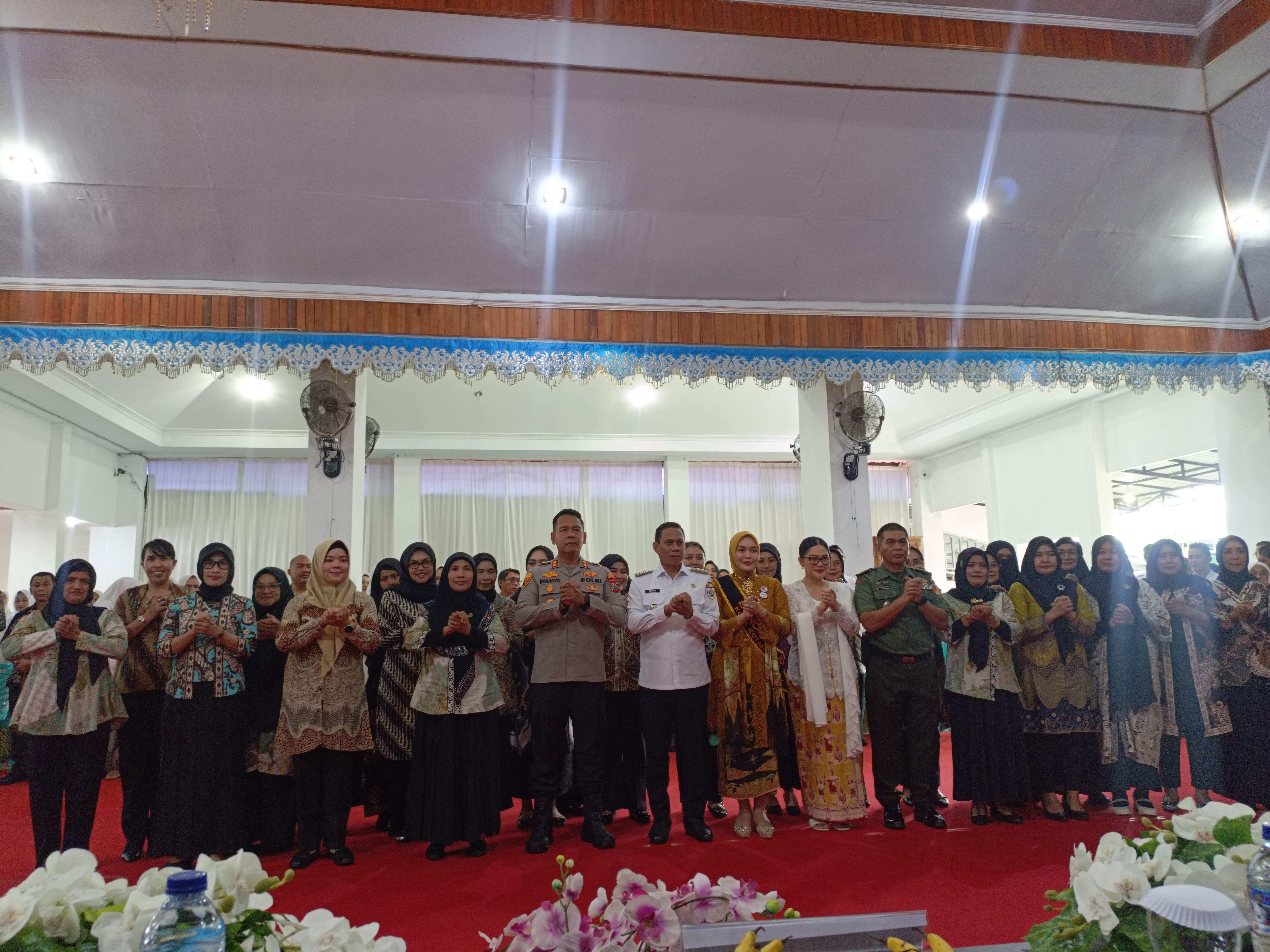 Wali Kota Kotamobagu Tegaskan Komitmen Penguatan Layanan Dasar Lewat Pelantikan Tiga Pilar Perempuan Daerah