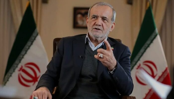 Surat Terbuka Presiden Iran ke Rakyat AS: Kami Berhak Membela Diri