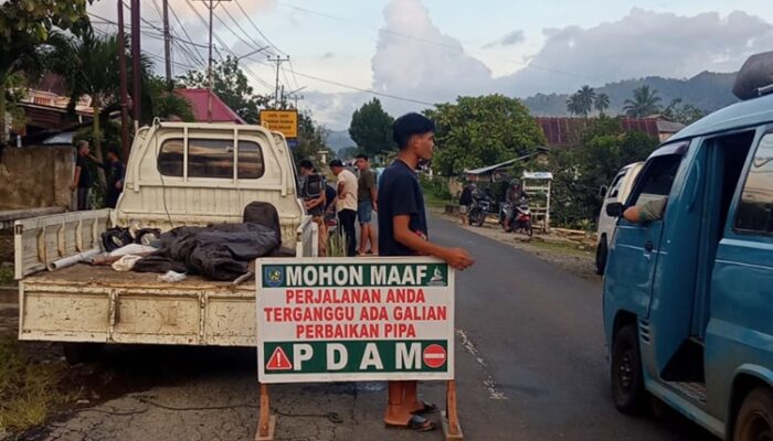 Perumda Tirta Bukaka Tangani Kebocoran Pipa Transmisi di Bongkudai